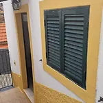 Jose's Cozy Little Apartment Funchal (Madeira)