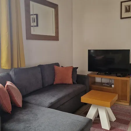 Jose's Cozy Little *