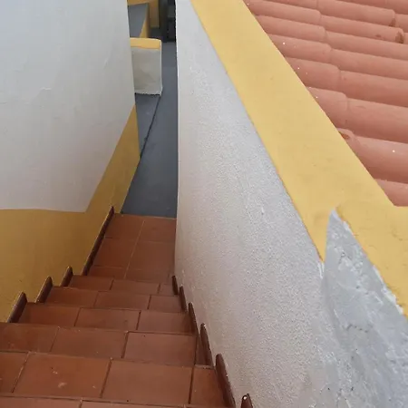 Jose's Cozy Little Funchal (Madeira)