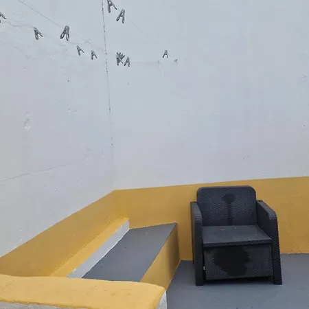 Jose's Cozy Little * Funchal (Madeira)