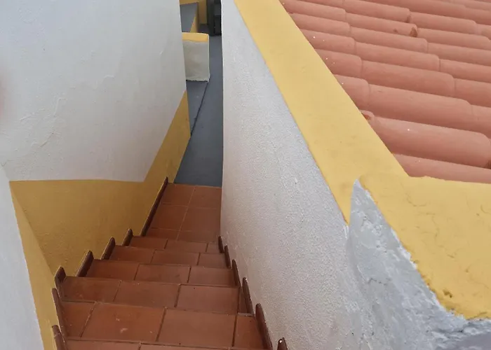 Jose's Cozy Little Funchal (Madeira)